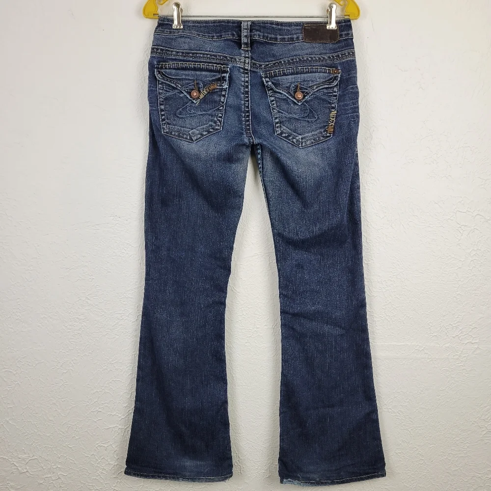 Silver Tuesday Flap Jeans - Picture 2 of 15